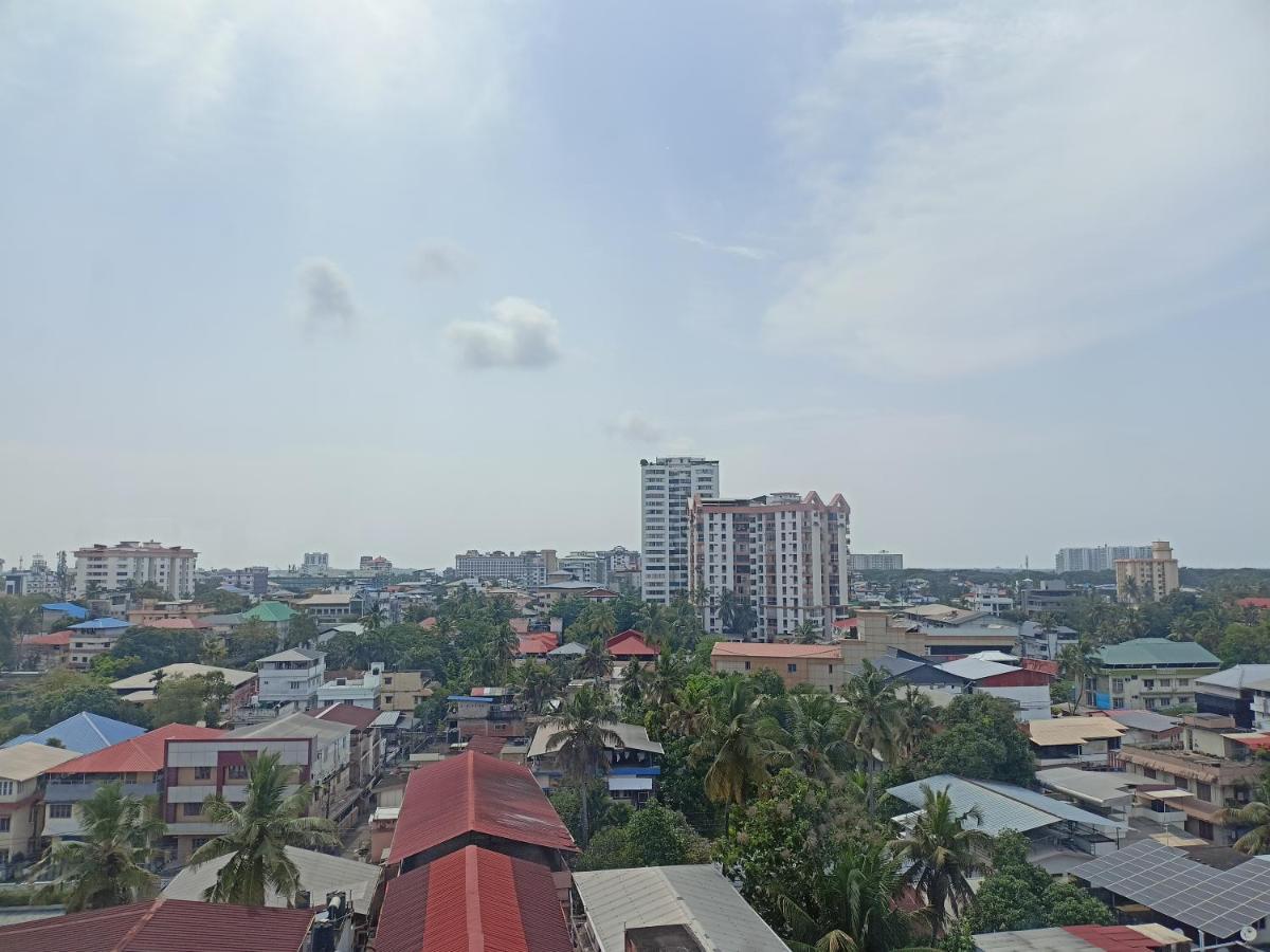 总统酒店 Kochi 外观 照片