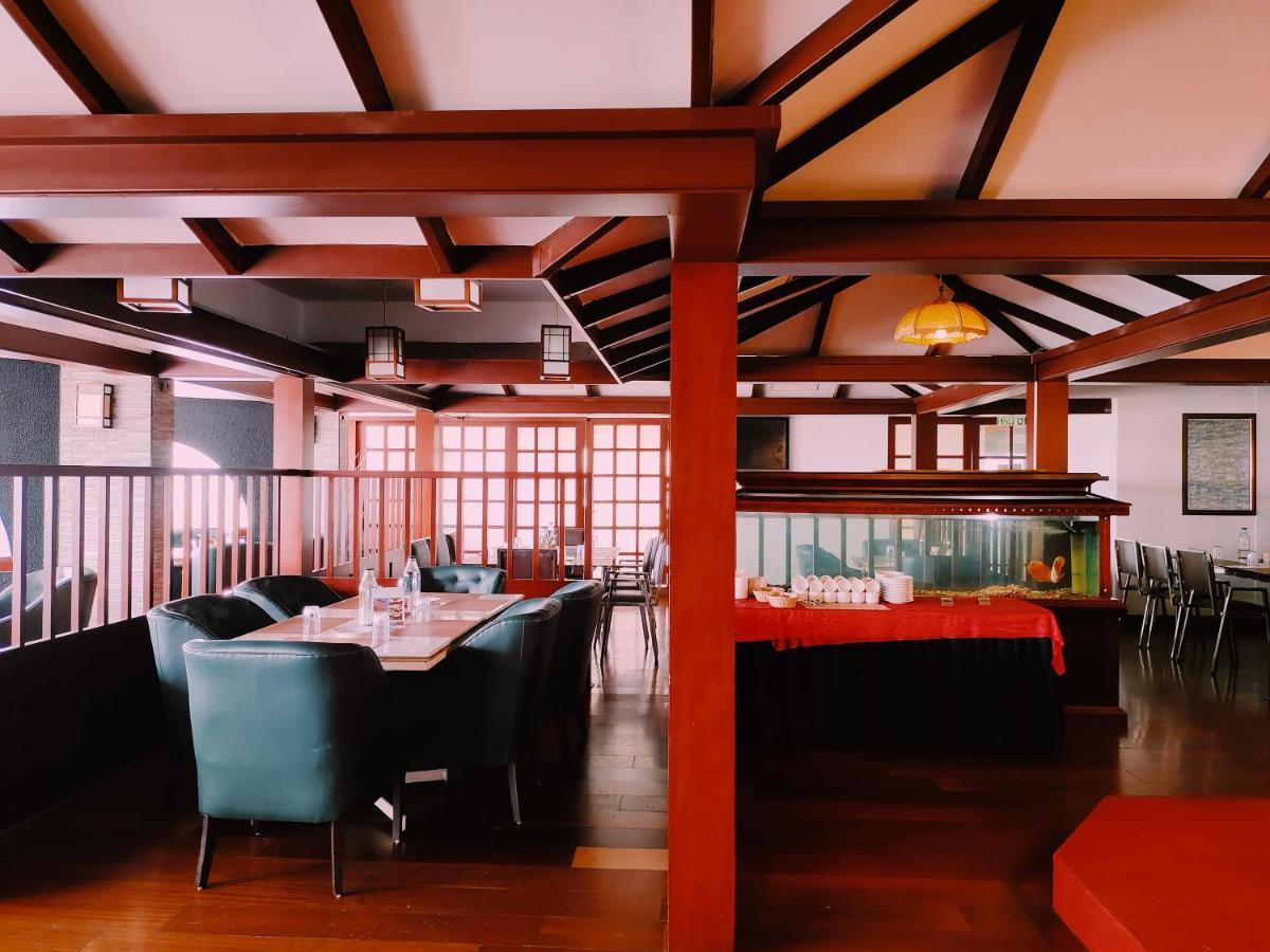 总统酒店 Kochi 外观 照片